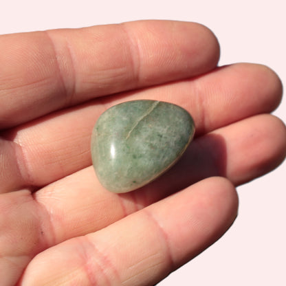 Green Aventurine tumble stone 11/13g Rocks and Things