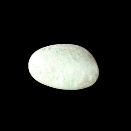 Green Aventurine tumble stone 11g in sunlight - Rocks and Things Store
