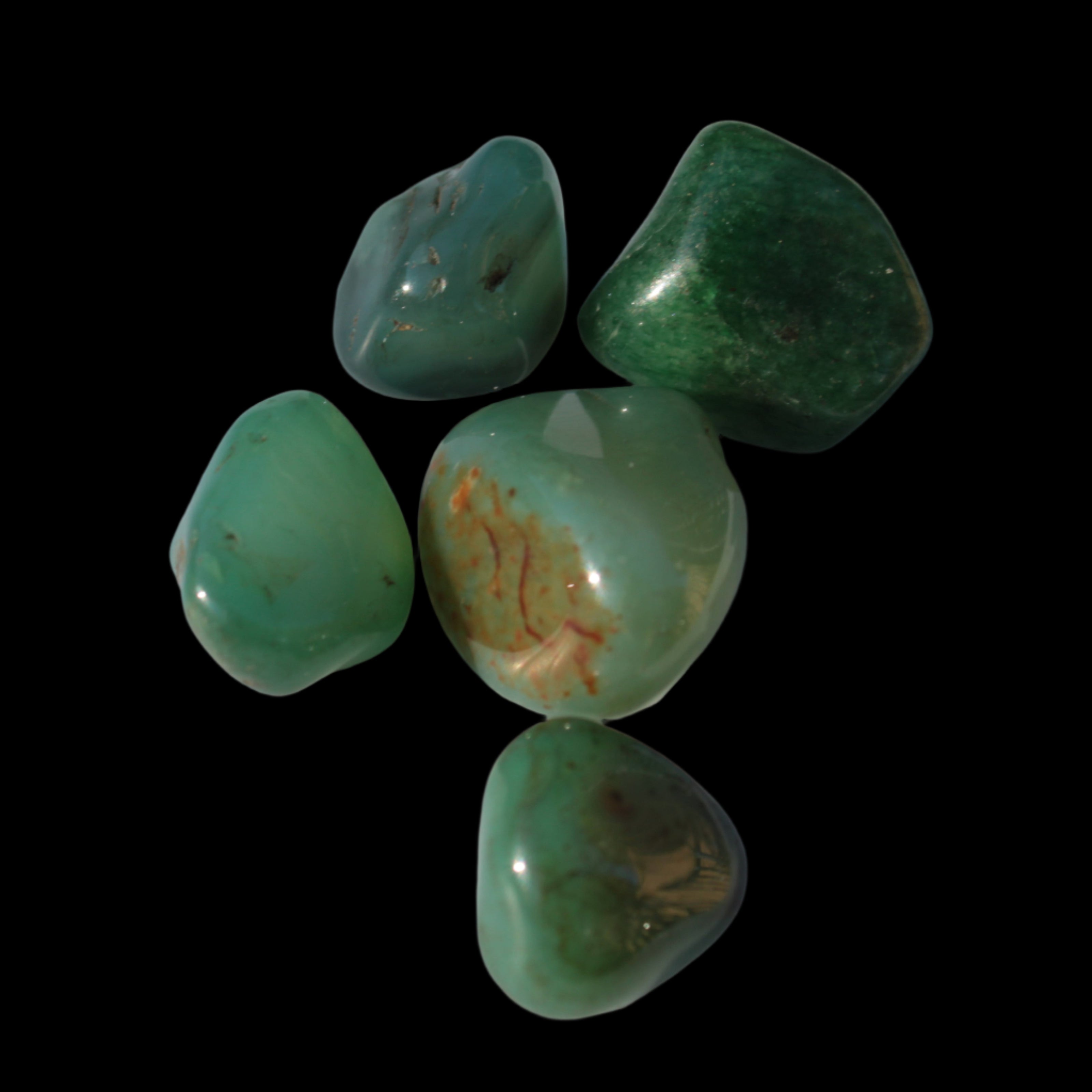 Green Aventurine 5 tumble stones 19g  in sunlight - Rocks and Things Store