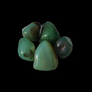 Green Aventurine 5 tumble stones 19g  in sunlight - Rocks and Things Store