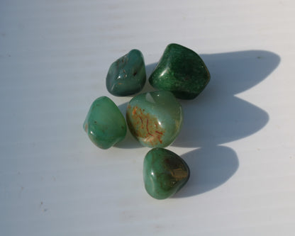 Green Aventurine 5 tumble stones 19g Rocks and Things