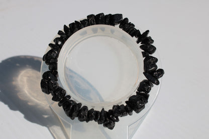 Black Obsidian chip bracelet 17-24g Rocks and Things