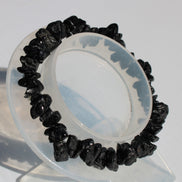 Black Obsidian chip bracelet 17-24g in sunshine - Rocks and Things Store