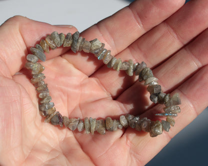 Labradorite chip bracelet 11-12g Rocks and Things