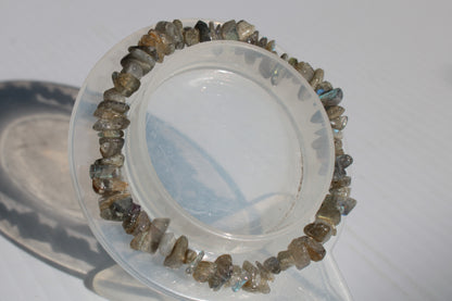 Labradorite chip bracelet 11-12g Rocks and Things