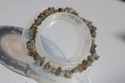 Labradorite chip bracelet 11-12g Rocks and Things