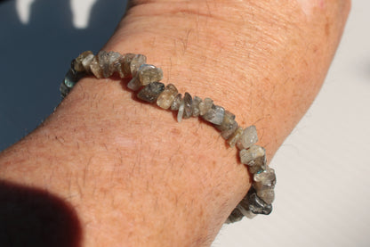 Labradorite chip bracelet 11-12g Rocks and Things