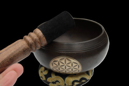 Tibetan cast Meditation Singing Bowl with mallet and silk mat 100mm 418g Rocks and Things