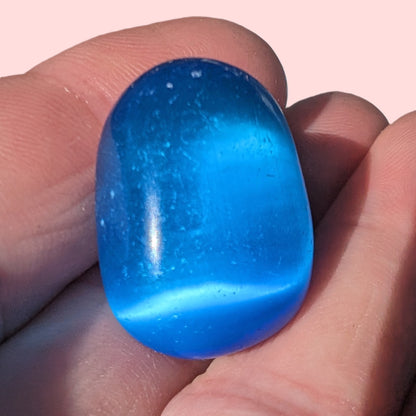 Blue Cats Eye artificial stone 12.2g Rocks and Things