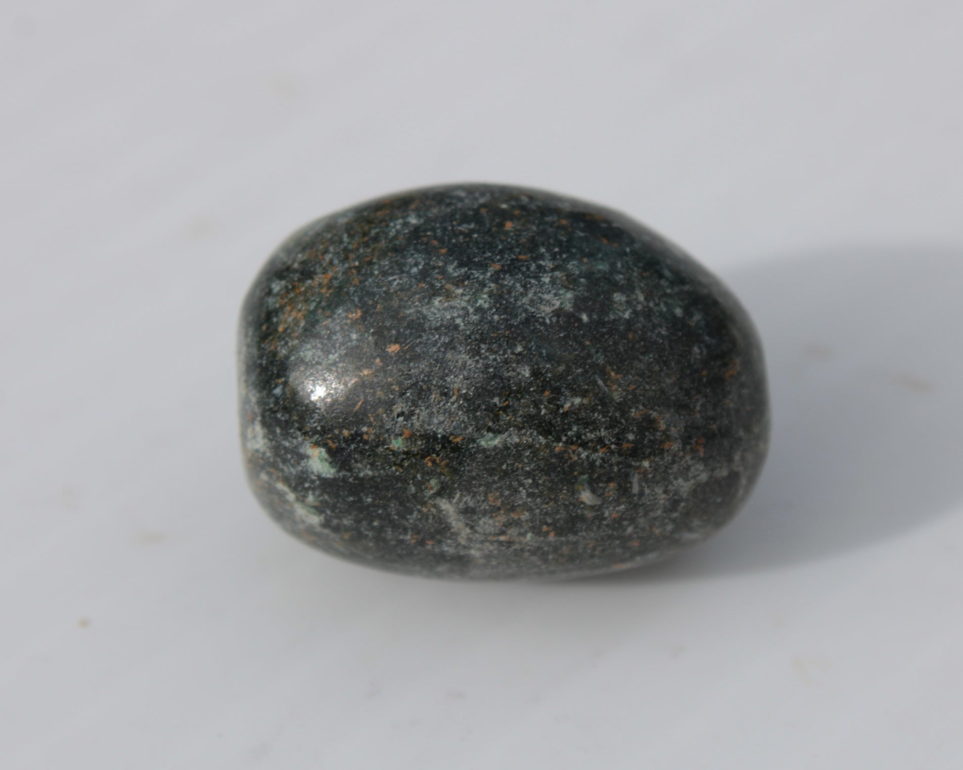 Serpentine Verdite tumbled stone 11-17g Rocks and Things