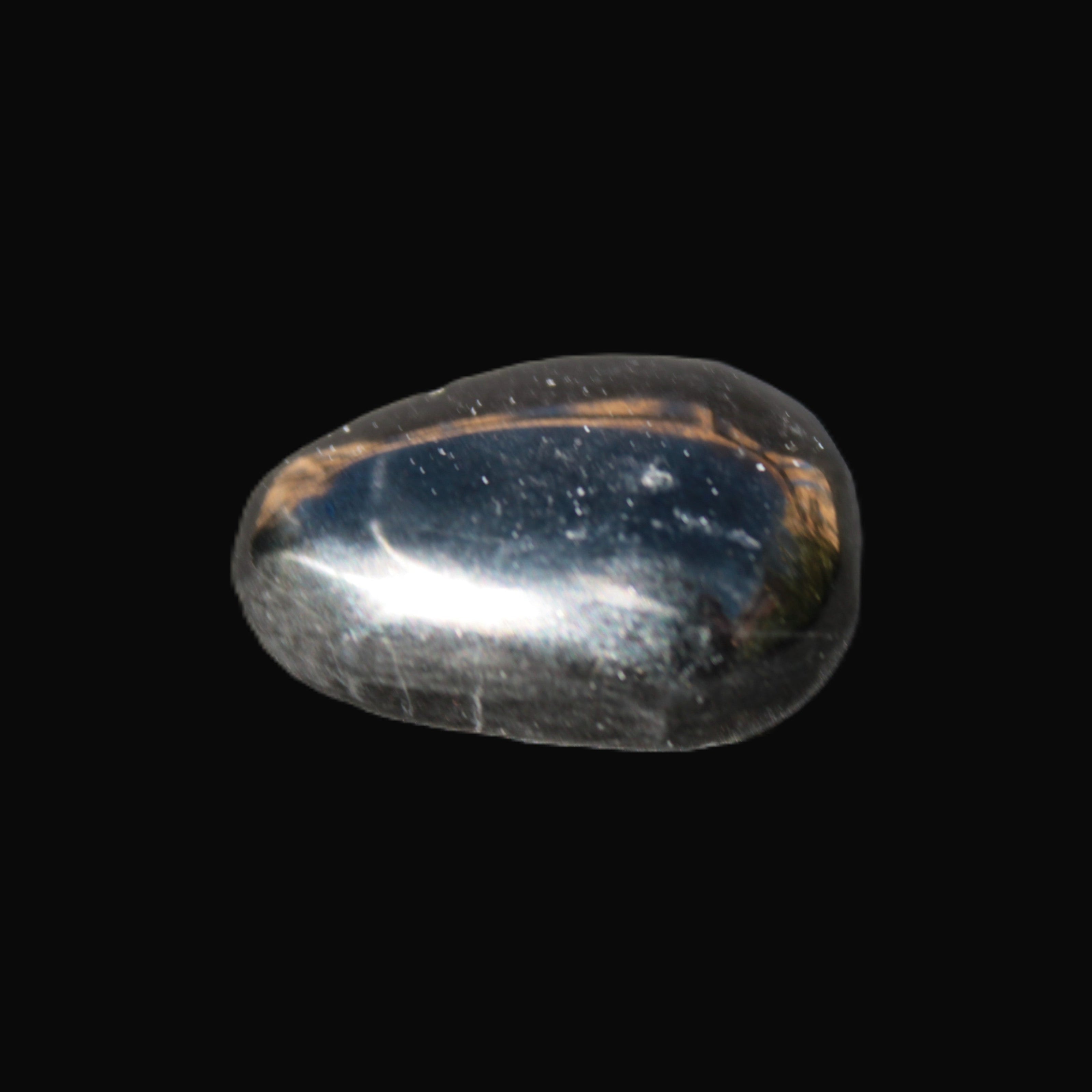 Jet polished stone 3-6g in sunlight - Rocks and Things Store