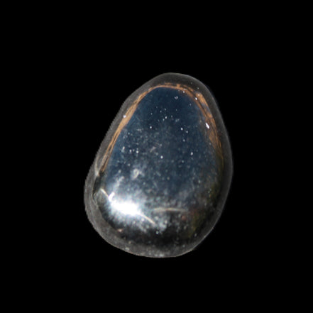 Jet polished stone 3-6g in sunlight - Rocks and Things Stores