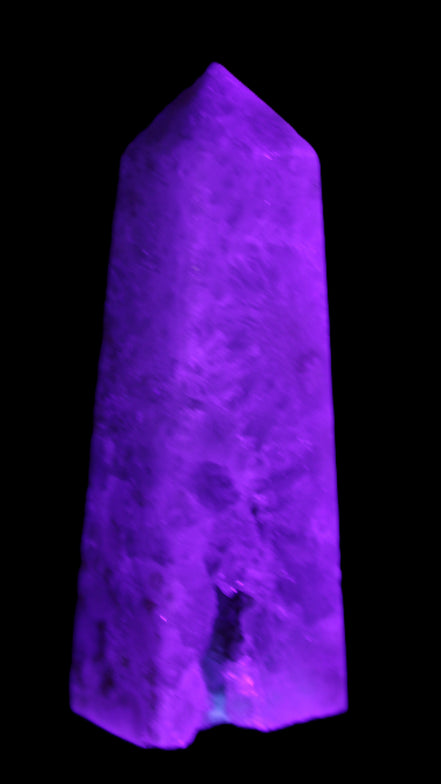 Sakura Agate small obelisk 31*90mm 114g in UV light - Rocks and Things Store