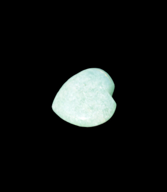 Green Aventurine heart 20mm 4.4/4.8g Rocks and Things