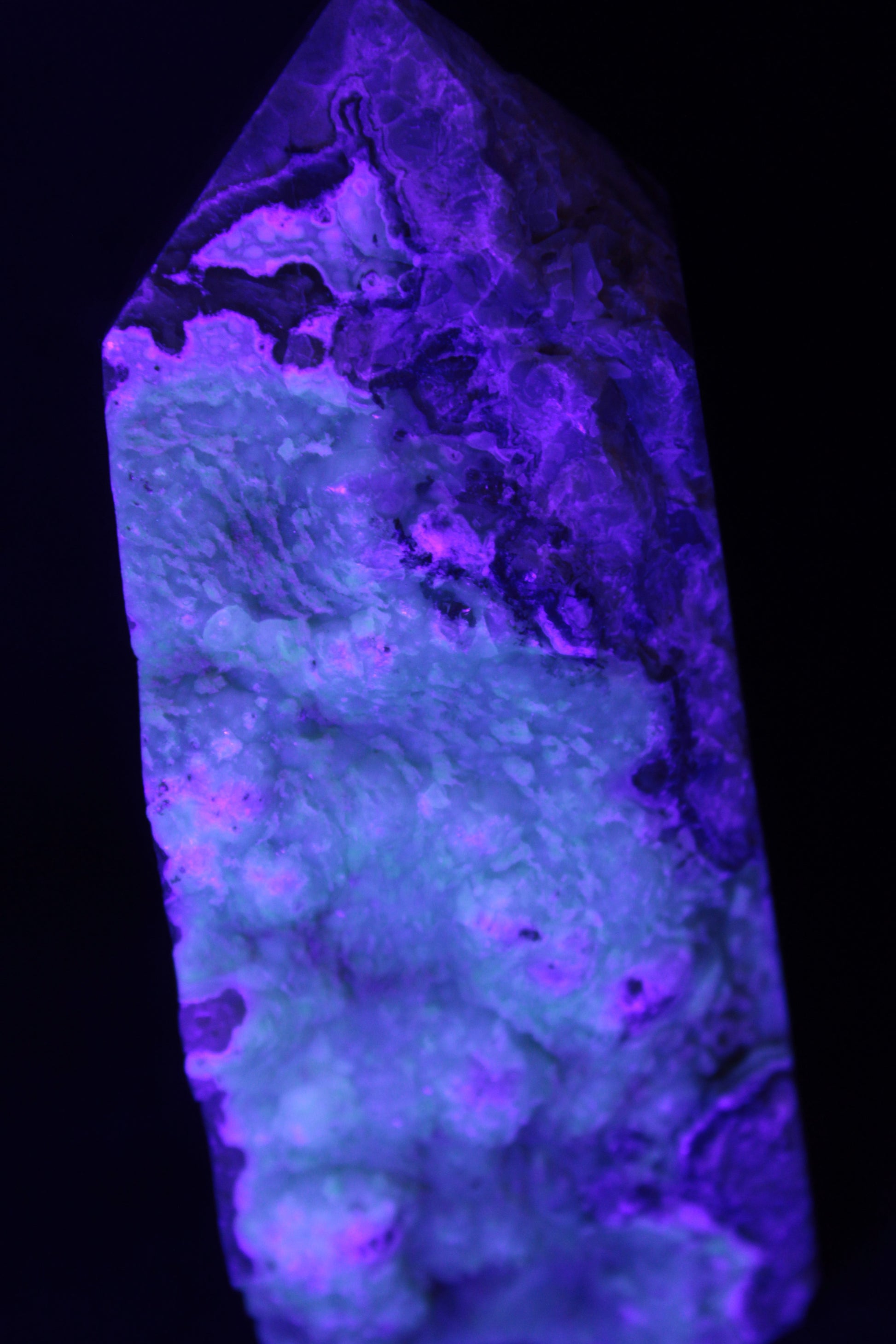 Volcano Agate obelisk 367g Rocks and Things