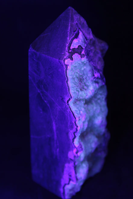 Volcano Agate obelisk 367g Rocks and Things