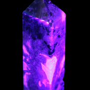 Water Grass Moss Agate obelisk 430g in UV light