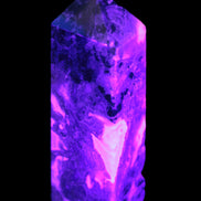 Water Grass Moss Agate obelisk 430g in UV light