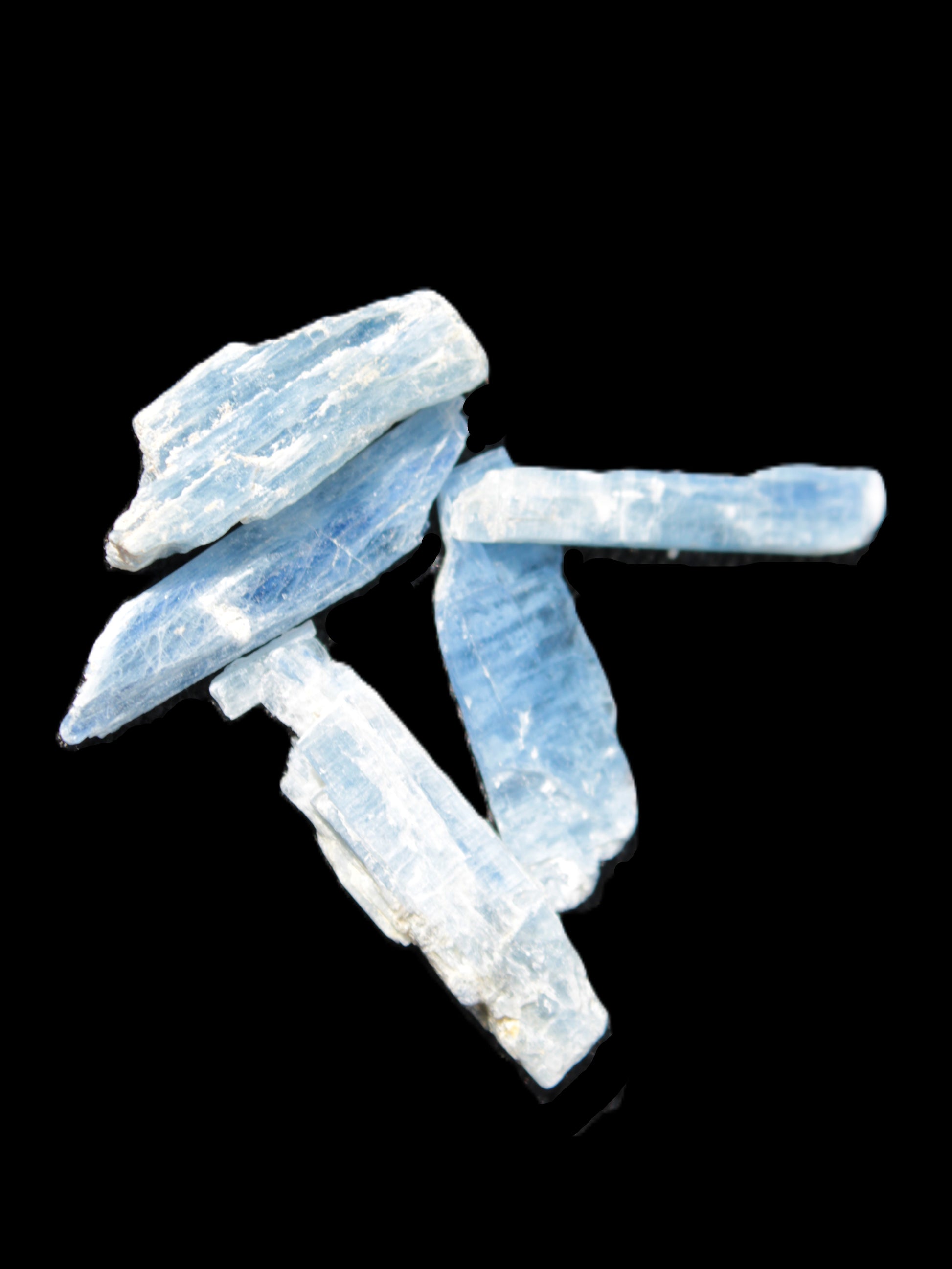 Three stubby Kyanite blades 3/4g Rocks and Things