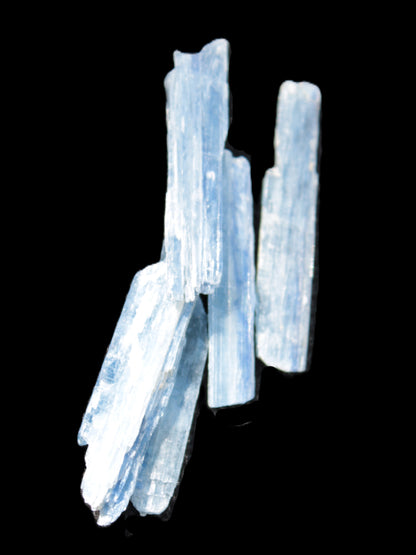 Three stubby Kyanite blades 3/4g Rocks and Things