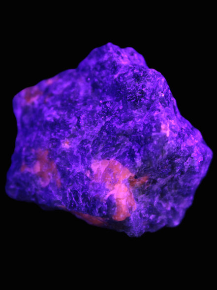 Yooperlite natural stone 22-26g Rocks and Things
