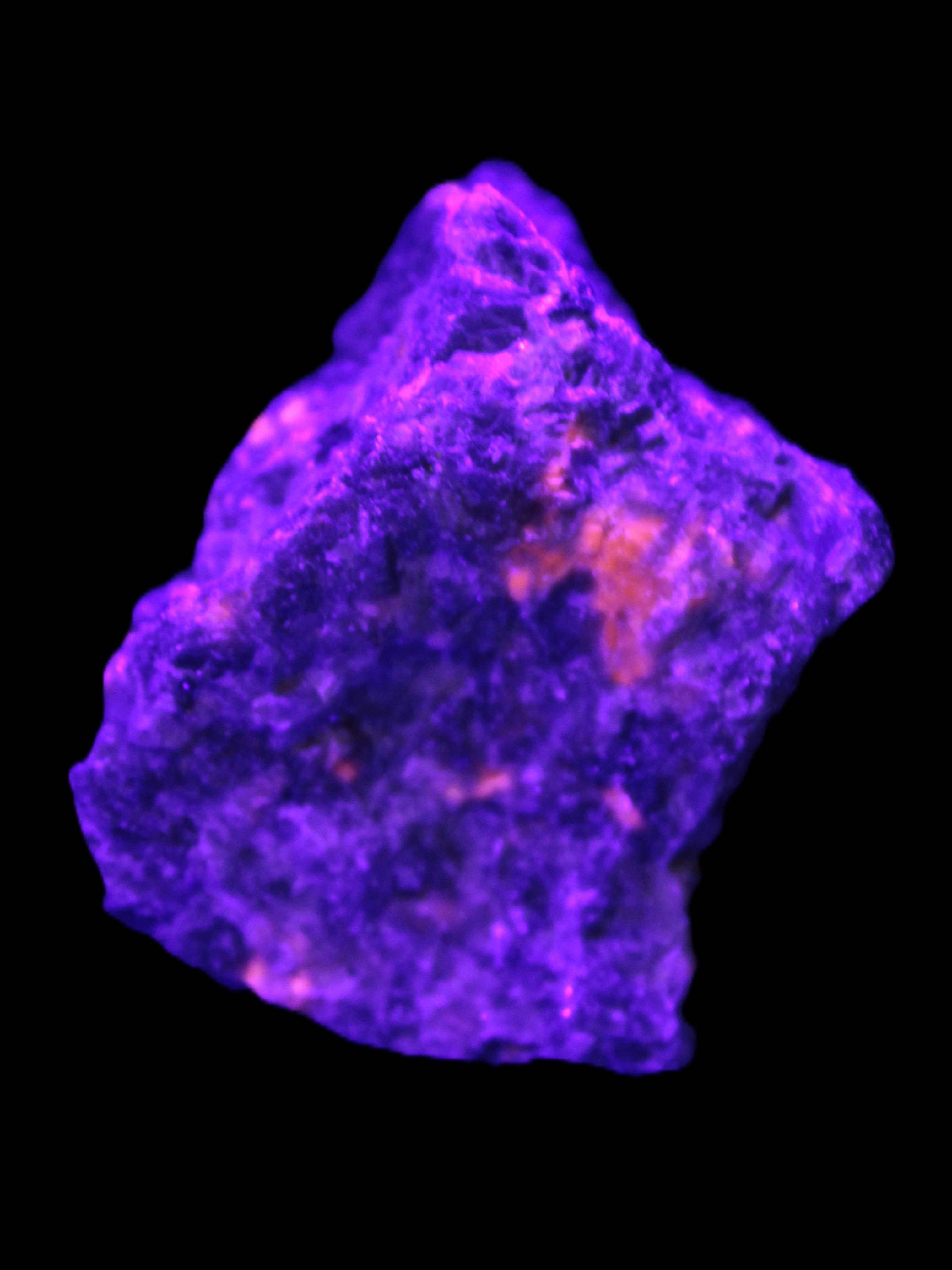 Yooperlite natural stone 22-26g Rocks and Things
