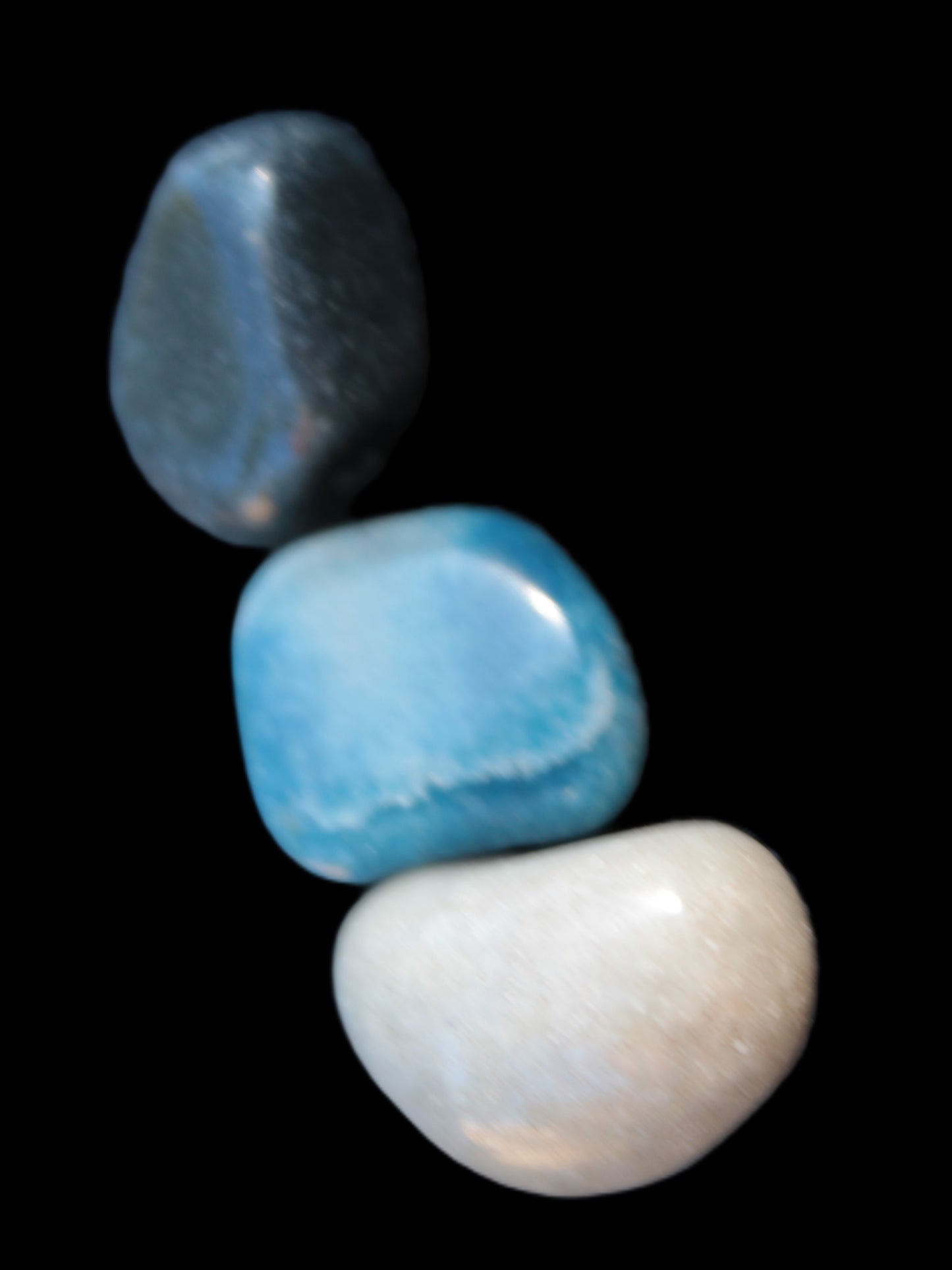 Three Trolleite stones 18mm-25mm 25-26g Rocks and Things