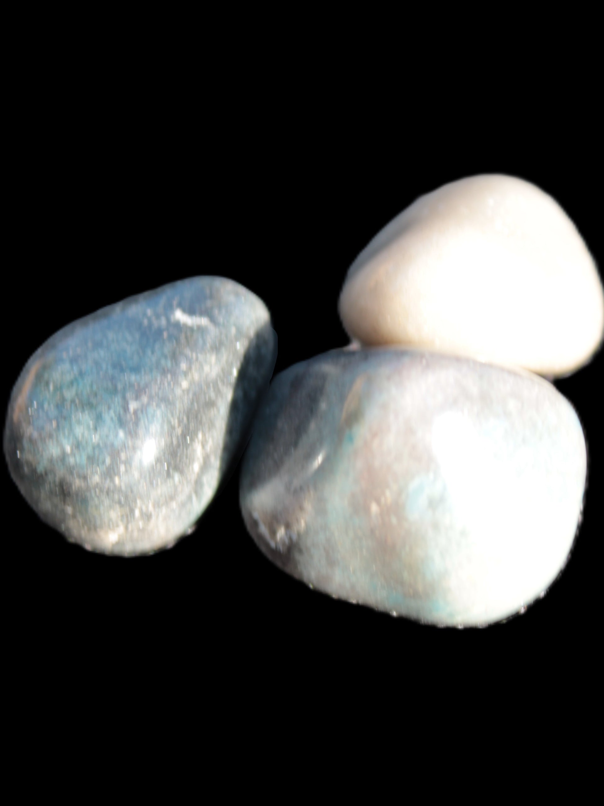 Three Trolleite stones 18mm-25mm 25-26g Rocks and Things