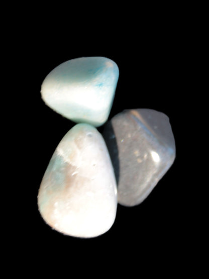 Three Trolleite stones 18mm-25mm 25-26g Rocks and Things