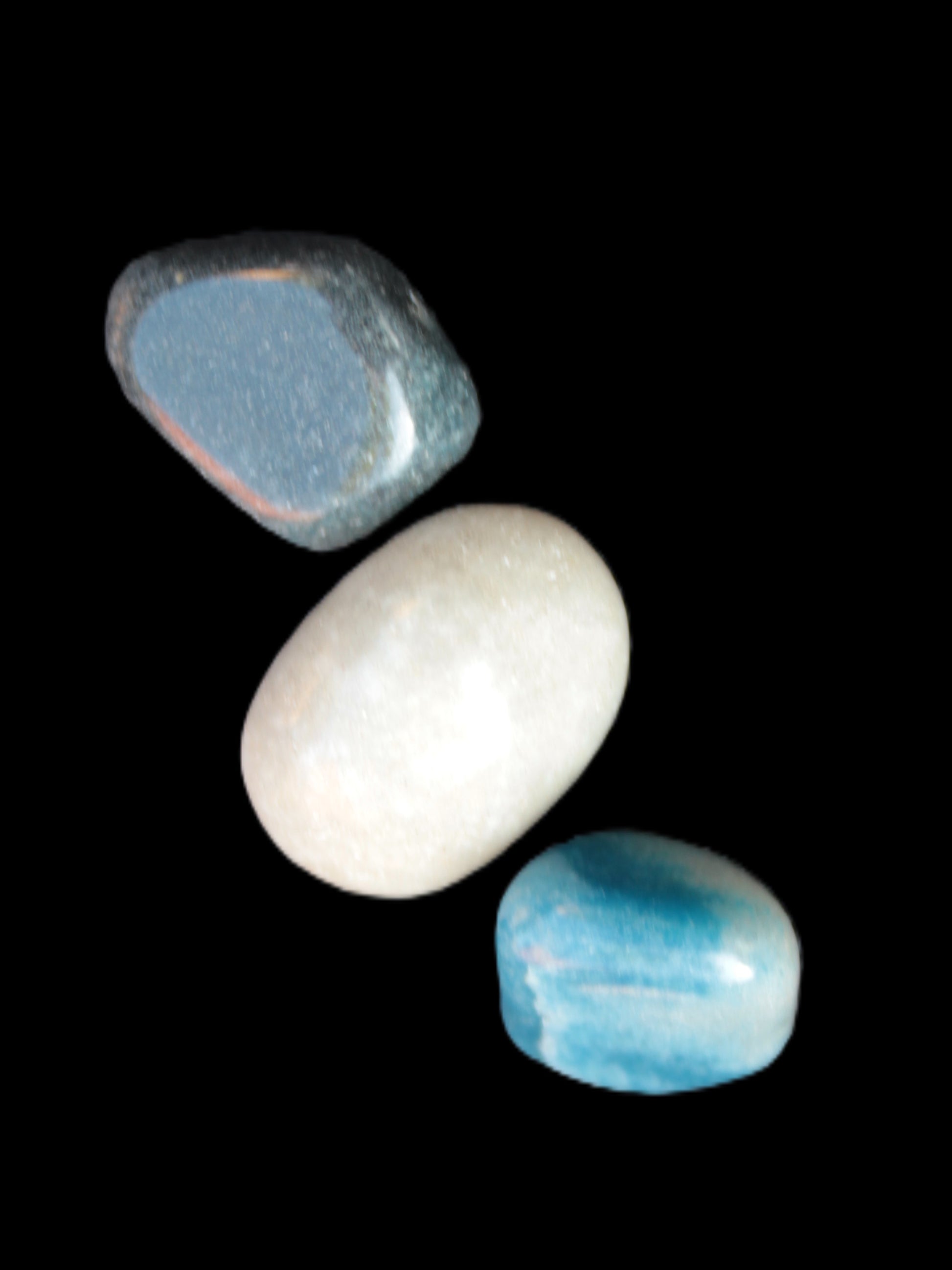 Three Trolleite stones 18mm-25mm 25-26g Rocks and Things