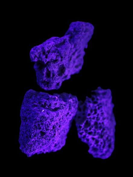 Vesicular Basalt 2/3 stones 22-41mm 18-24g Rocks and Things Store