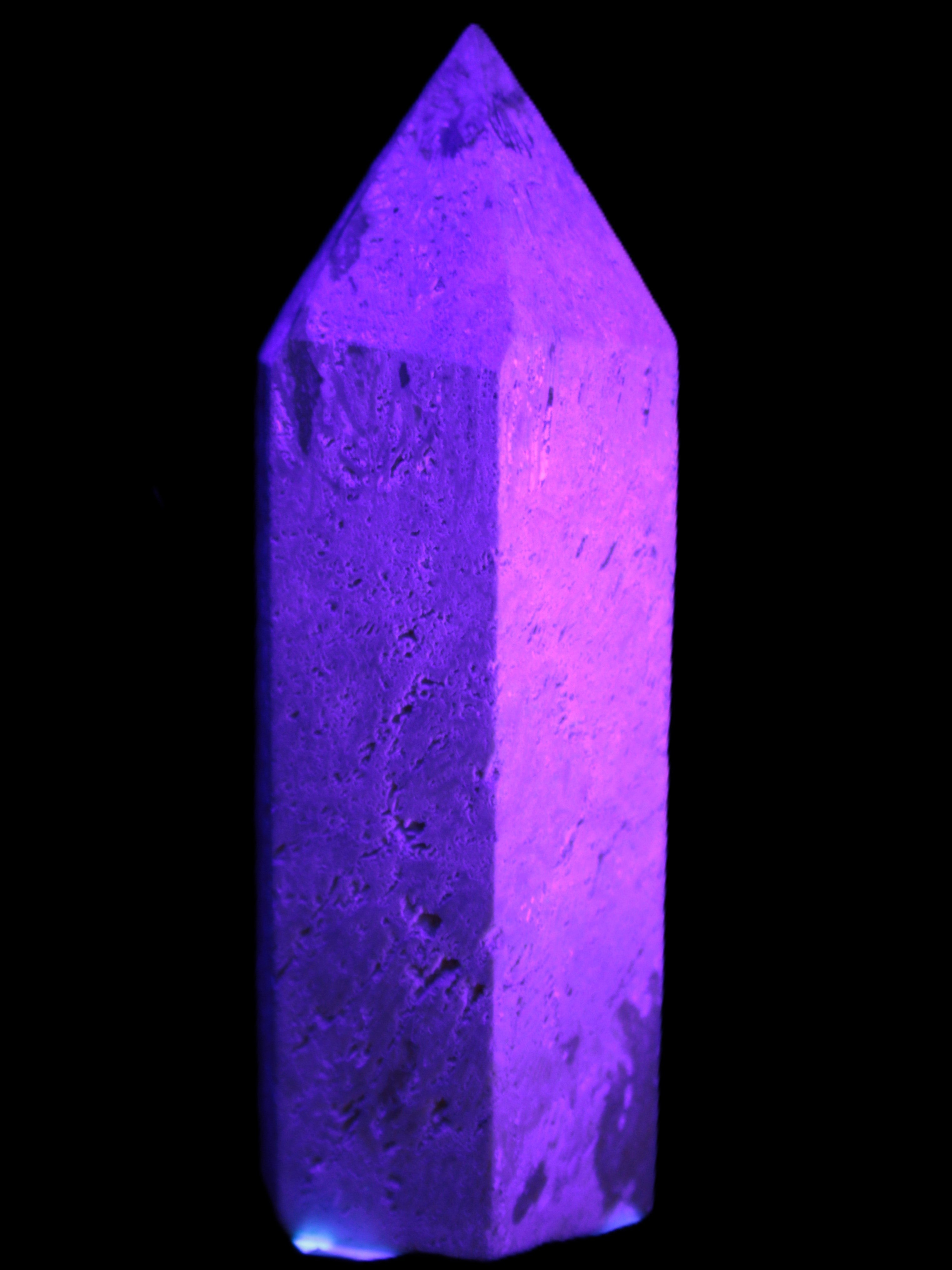 Coral Agate wand 68mm 45.7g in UV light - Rocks and Things Store
