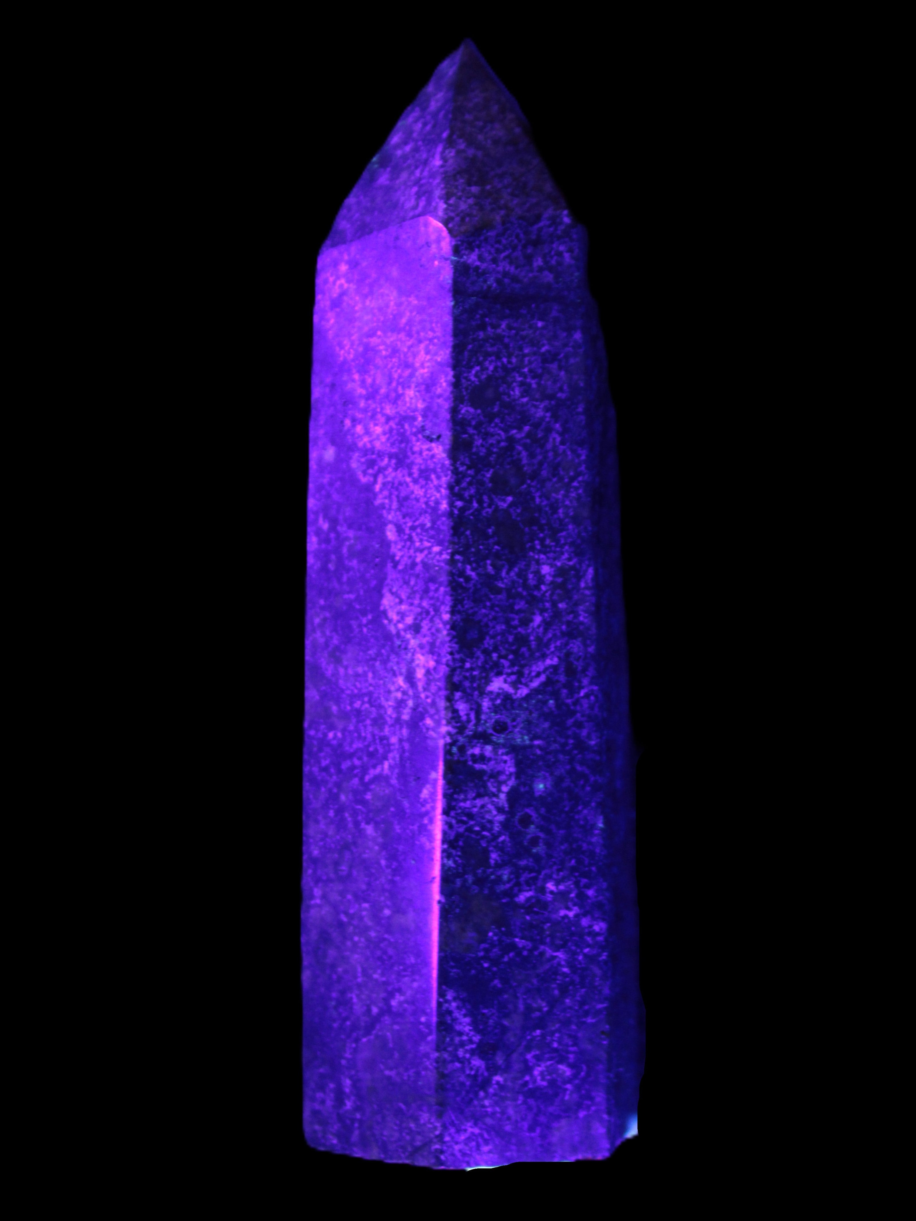 Dragons Blood Stone wand 74mm 63g Rocks and Things Store