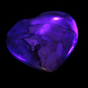 Mookaite heart in UV light
