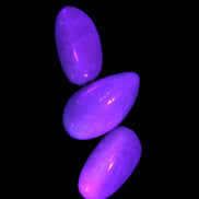 Pink/Lilac Kunzite 2/3 polished crystals 10g in UV light - Rocks and Things Store