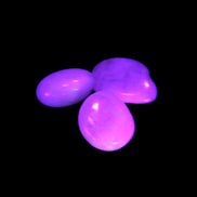 Pink/Lilac Kunzite 2/3 polished crystals 10g in UV light - Rocks and Things Store