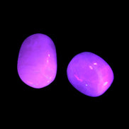 Pink/Lilac Kunzite 2/3 polished crystals 10g in UV light - Rocks and Things Store