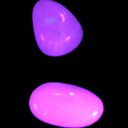 Pink/Lilac Kunzite 2/3 polished crystals 10g in UV light - Rocks and Things Store