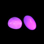 Pink/Lilac Kunzite 2/3 polished crystals 10g in UV light - Rocks and Things Store