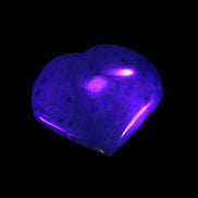 Jasper heart in UV light