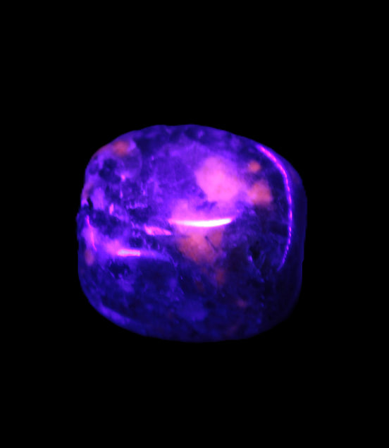 Yooperlite Sodalite polished stone 18-24mm 14-17g