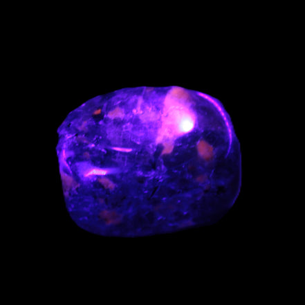Yooperlite Sodalite polished stone 18-24mm 14-17g
