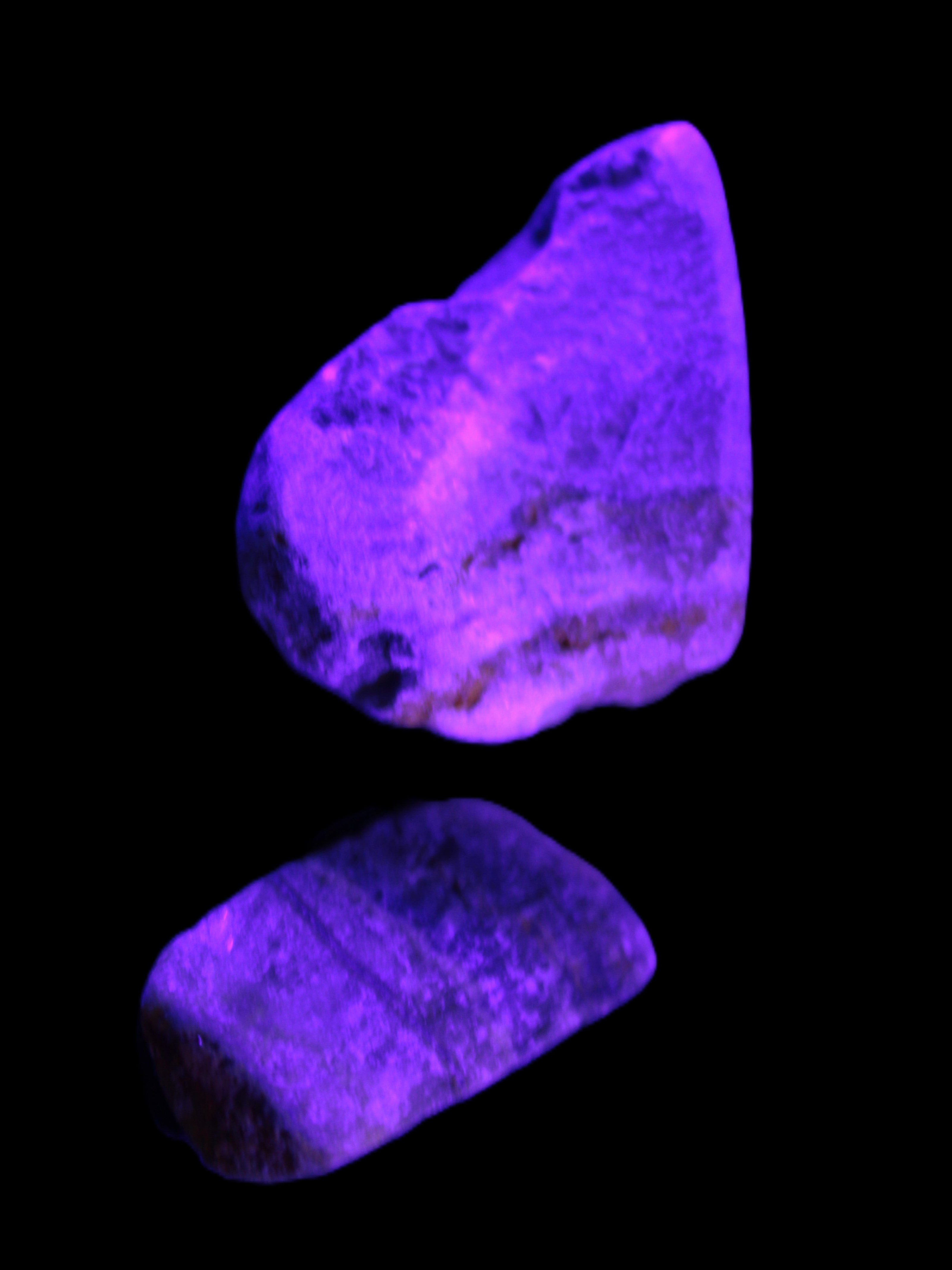 Bumblebee Jasper stones 40g in UV light - Rocks and Things Store