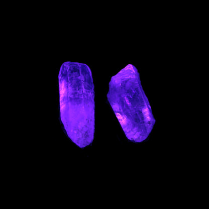 Two Fenster skeletal Enhydro crystals with hydrocarbons 4.8-8.6g