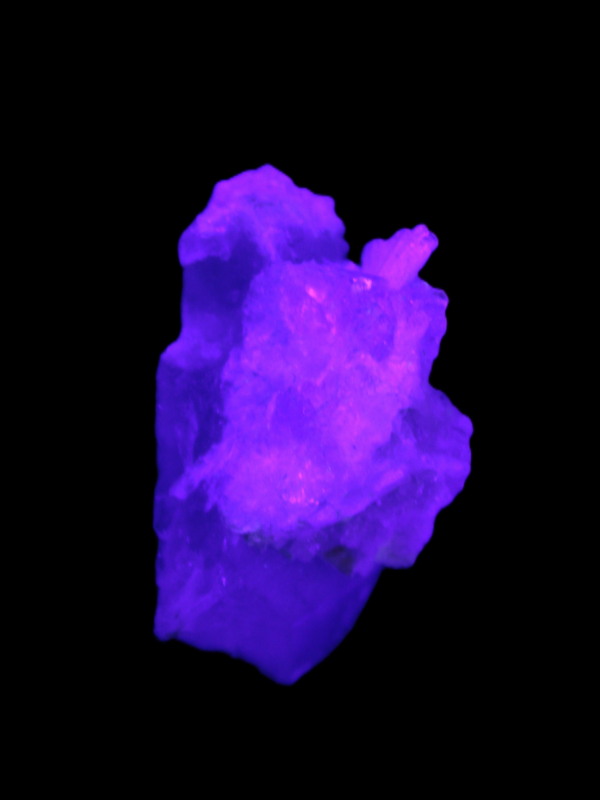 Pink Tourmaline on Albite Feldspar from Afghanistan 17g in UV light