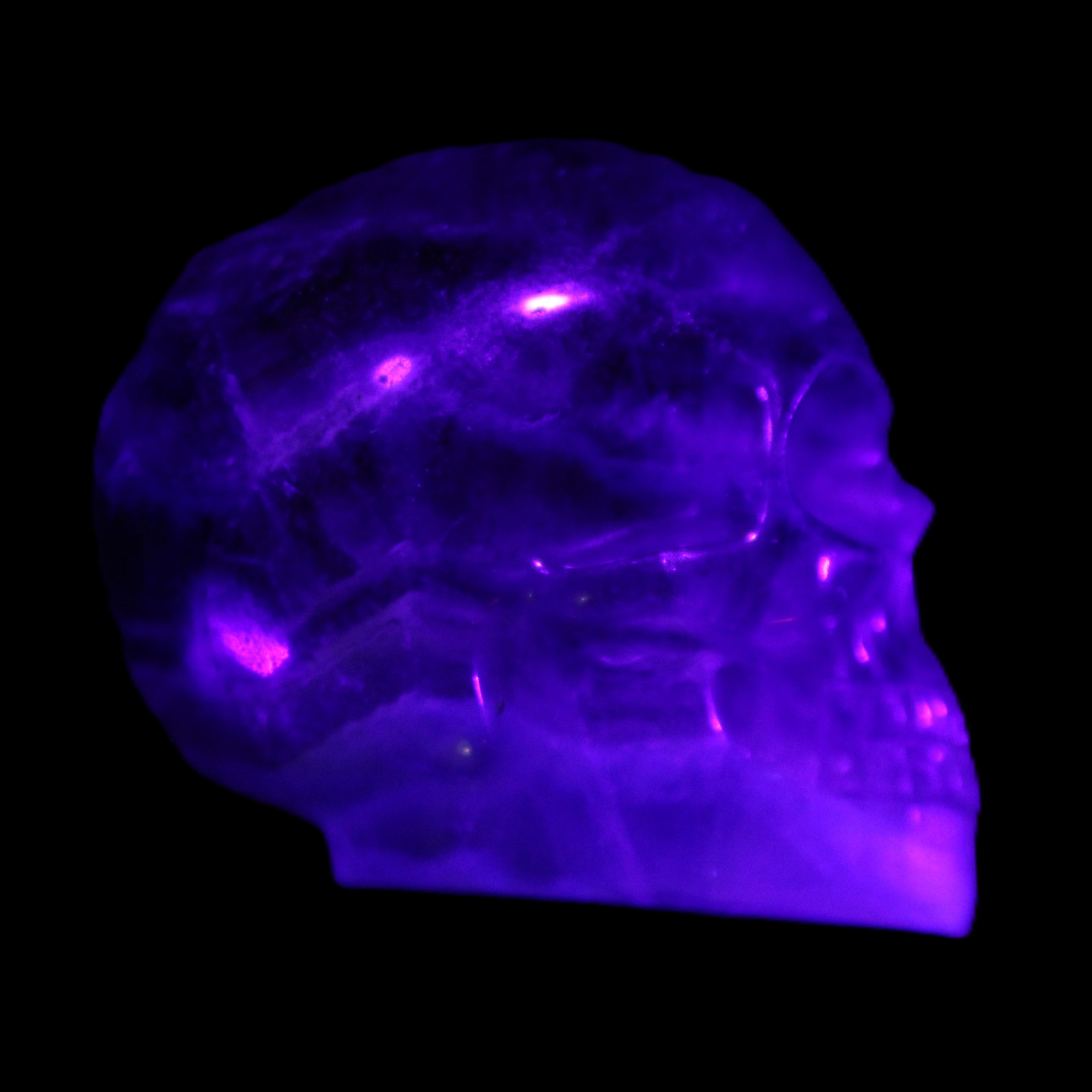 Purple Fluorite skull 50*34*49mm 108g