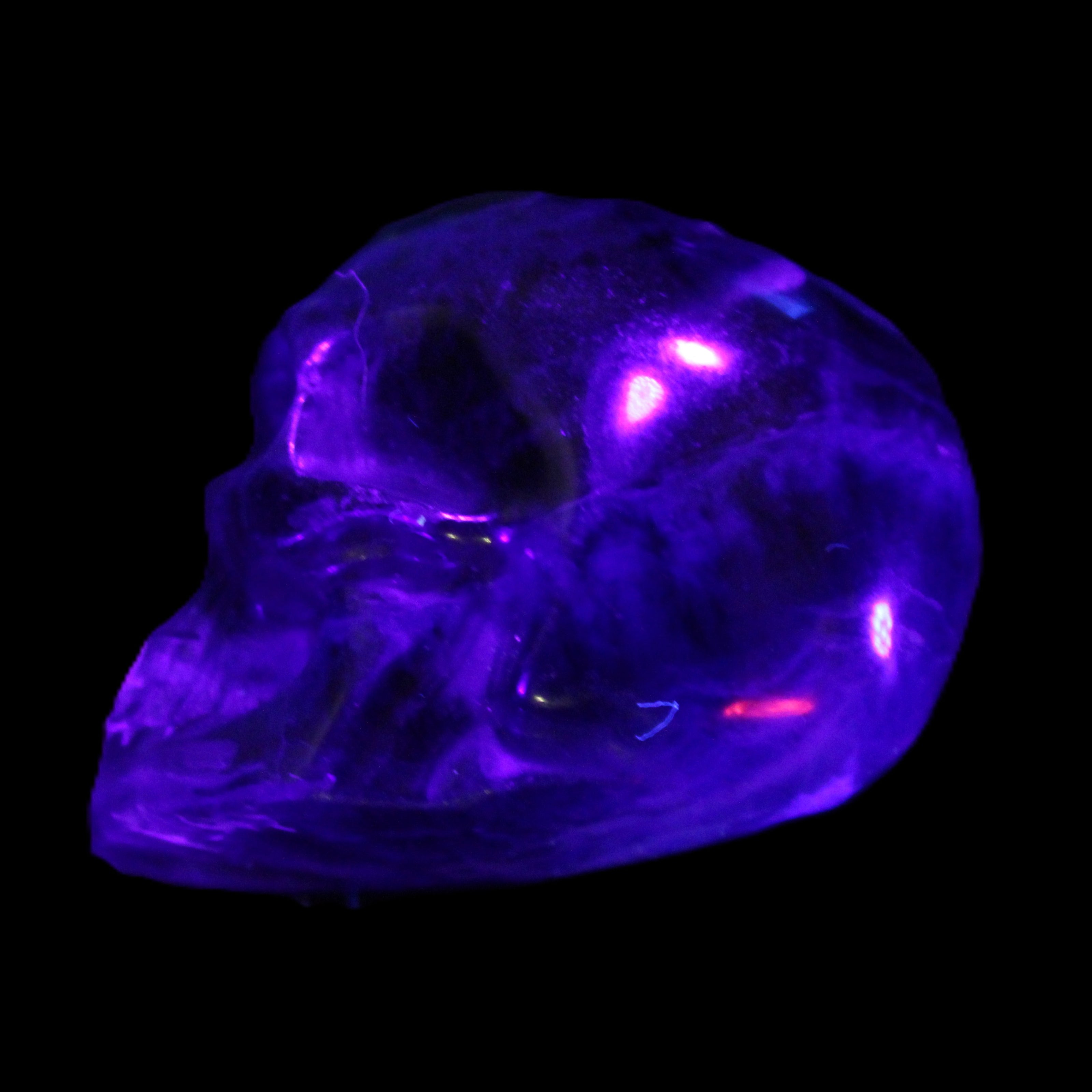 Purple with Green Fluorite skull 48*32*36mm 108g