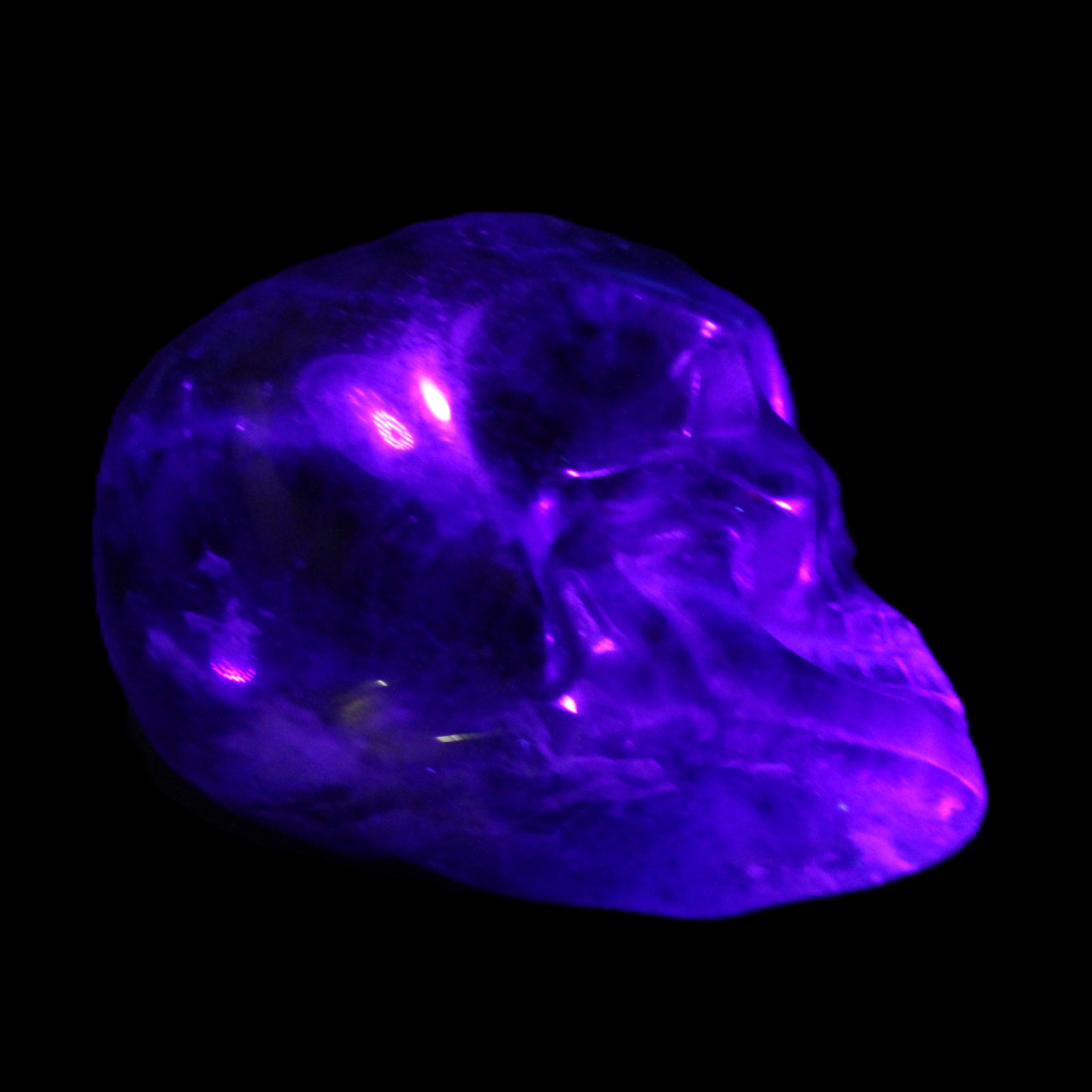 Purple with Green Fluorite skull 48*32*36mm 108g