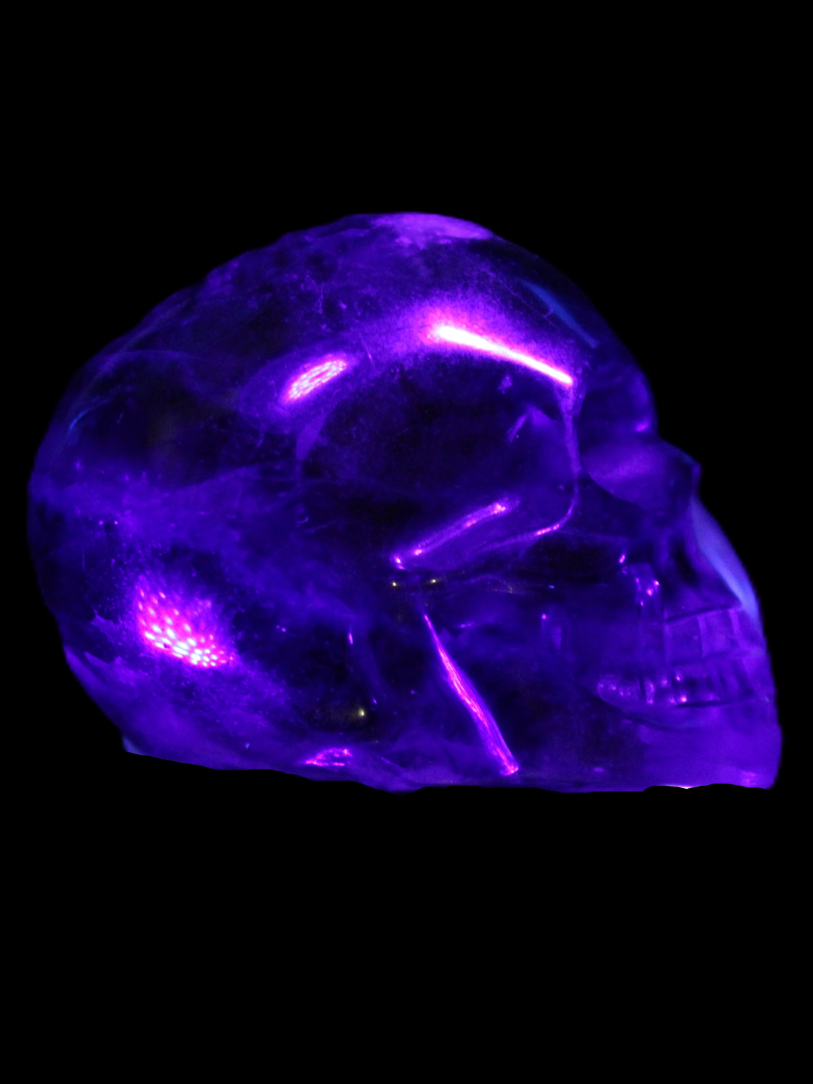 Purple with Green Fluorite skull 48*32*36mm 108g