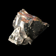 Noble Elite Shungite 14.2g in sunshine, reflecting Marks red t-shirt